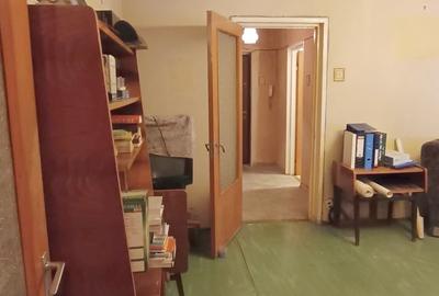 Apartament cu 3 camere semidecomandat în Obor - 2