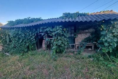 Teren de 1100 mp, în Central - 7