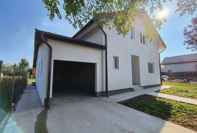 Casă cu 4 camere cu Teren 800 Mp în Pădurani - 5