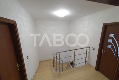 Casa 5 camere 3 bai 2 terase garaj magazie de vanzare 180 mp utili - 20