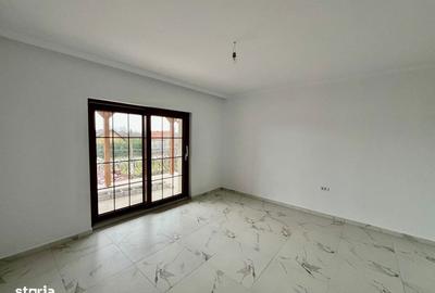 Casă cu 8 camere cu Canalizare în Sacoșu Turcesc - 9