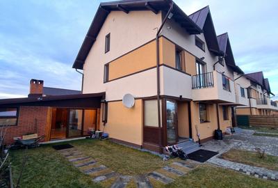 Duplex cu 8 camere cu Canalizare în Stupini - 19