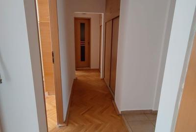 Apartament cu 4 camere decomandat în Central - 5