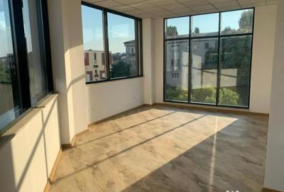 Spațiu comercial, de 385 mp, în Rovine - 7