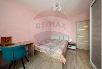 Apartament cu 3 camere de vanzare in zona Vlahuta - 5
