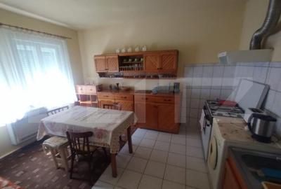 Casa 3 camere,120mp utili,1300 mp de teren intravilan,zona S - 7