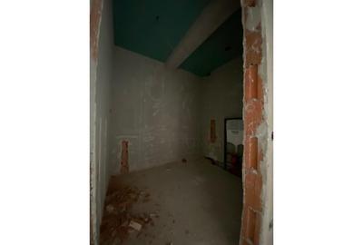 REA1024272 Apartament modern cu 3 camere si curte proprie - 8