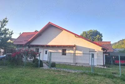 Vanzare casa de vacanta + teren in Moieciu de Jos(jud.Brasov) - 4
