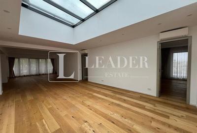 Apartament cu 4 camere semidecomandat, mobilat în Romană - 3