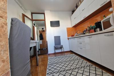 Apartament cu 3 camere decomandat în Sud - 15