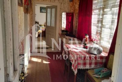 Casă cu 5 camere cu Teren 1035 Mp în Întregalde - 11