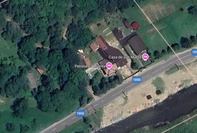 Casa de vacan?a cu teren, utilita?i ?i priveli?te de vis - 3