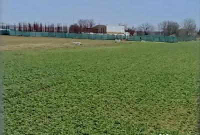 Teren de 5000 mp, în Central - 2