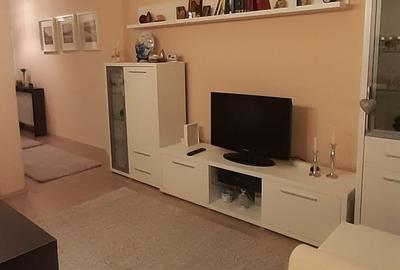 Apartament cu 2 camere decomandat, mobilat în Dămăroaia