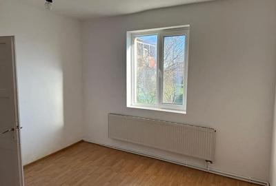 Casă cu 5 camere cu Teren 600 Mp în Giarmata - 3