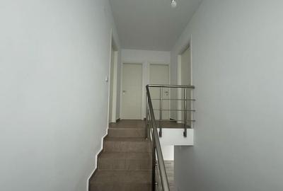 Spre vanzare casa individuala, Comuna Berceni, 4 camere - 5