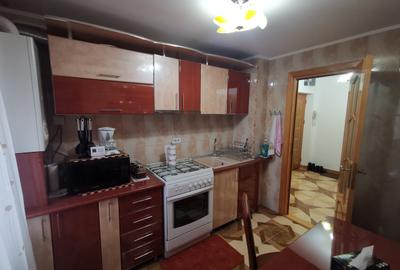 Apartament cu 3 camere decomandat în Central - 4