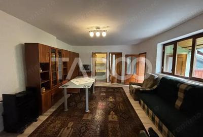 Casa individuala de vanzare renovata in 2024 Slimnic - 2