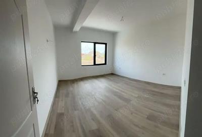 Vand duplex, P+1 cu teren 250 mp, oferta unica Navodari - 1