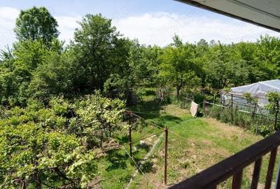 Casă cu 4 camere cu Teren 3900 Mp în Glodeni - 1