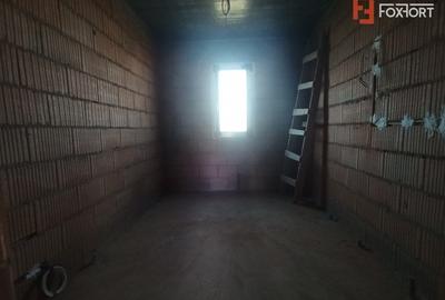 Casă individuală cu 7 camere cu Teren 600 Mp în Moșnița Nouă - 12