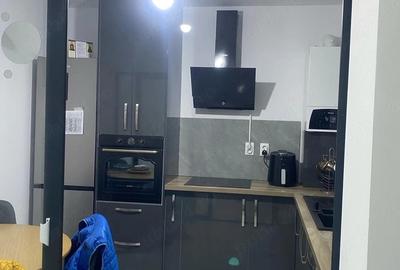 Casă cu Teren 198 Mp în Central - 2