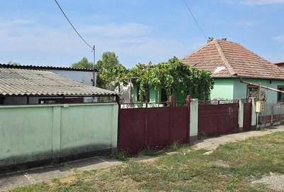 Casă cu 2 camere cu Teren 500 Mp în Vladimirescu - 9