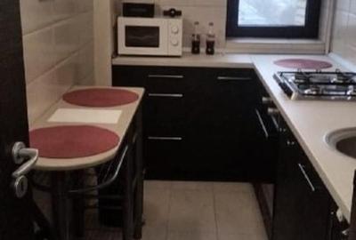 Apartament cu 3 camere decomandat în Drumul Taberei - 4