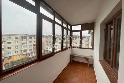 Vanzare apartament 3 camere, situat in Rovinari, Aleea Mesteacanului - 3