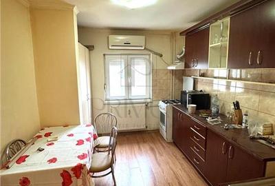 Apartament cu 3 camere decomandat, mobilat în Girocului
