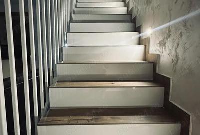 Casă cu 4 camere în Central - 3