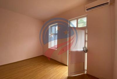 SPATIU CENTRAL 25 METRII PATRATI ACCES STRADAL - 2