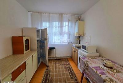 Apartament cu 3 camere decomandat în Alexandru cel Bun