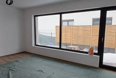 Casă cu 4 camere cu Teren 300 Mp în Central - 20