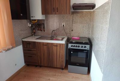 Casă cu 3 camere cu Teren 200 Mp în Central - 7