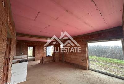 Casă cu 3 camere cu Teren 2800 Mp în Central - 14