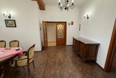 Casă individuală cu 7 camere cu Canalizare în Ultracentral - 44