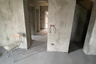 Casă cu 5 camere în Ghiroda - 1