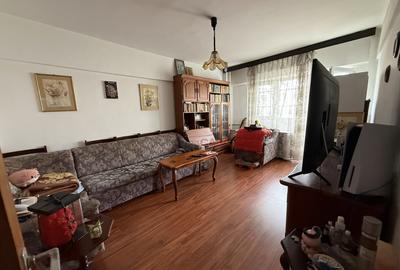 Apartament cu 2 camere decomandat în Dacia - 3