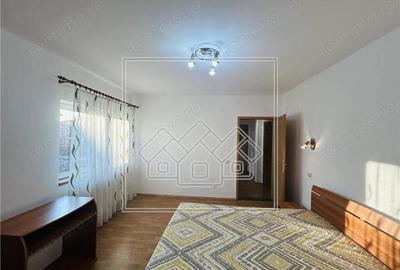 Ap cu 4 camere, 86 mp utili, 2 balcoane, garaj spatios - Zona Tilisca - 11