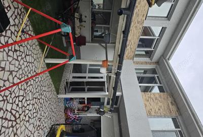 Casă cu 4 camere cu Teren 214 Mp în Roșu - 7