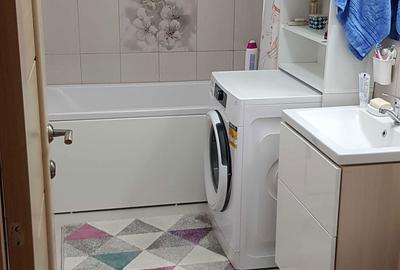 Apartament cu 3 camere decomandat, mobilat în Nicolina - 1