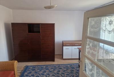 Casă cu 4 camere în Central - 3