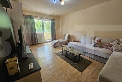 Apartament de vanzare, cu 4 camere, 77 mp, zona Soarelui - 2