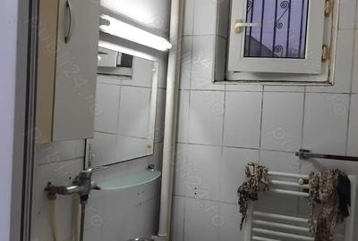 Garsonieră decomandată în Central - 3