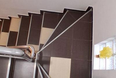 Casă cu 4 camere cu Teren 1200 Mp în Valea Călugărească - 11