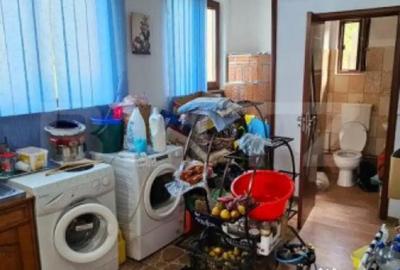 Casă cu 6 camere cu Teren 3000 Mp în Barcani - 2