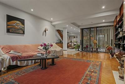 VILA CU SPATII GENEROASE IN DOROBANTI CU LIVING DE 75 MP SI TERASE DE 100 MP - 2