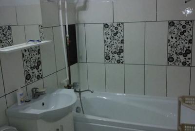 Apartament cu 3 camere decomandat în Central - 3