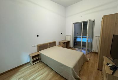 Apartament cu 4 camere semidecomandat în Păcurari - 1
